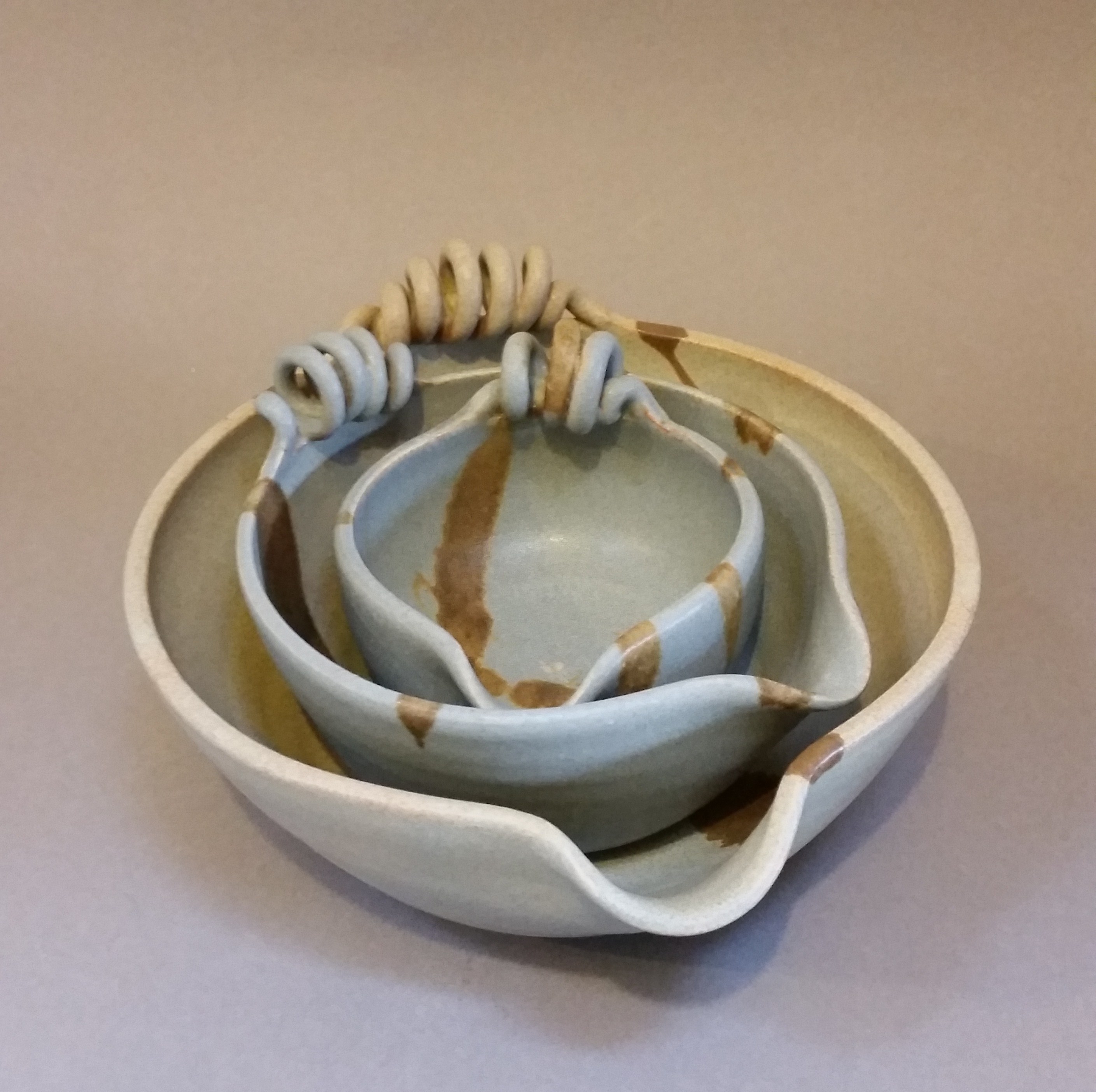 Grey pouring bowls